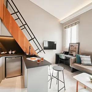 https://wanderlust.singapore-best-hotels.net